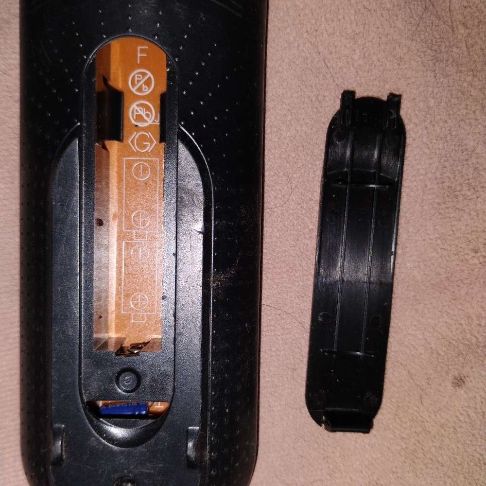 Magnavox Remote Control - Picture 3 of 3